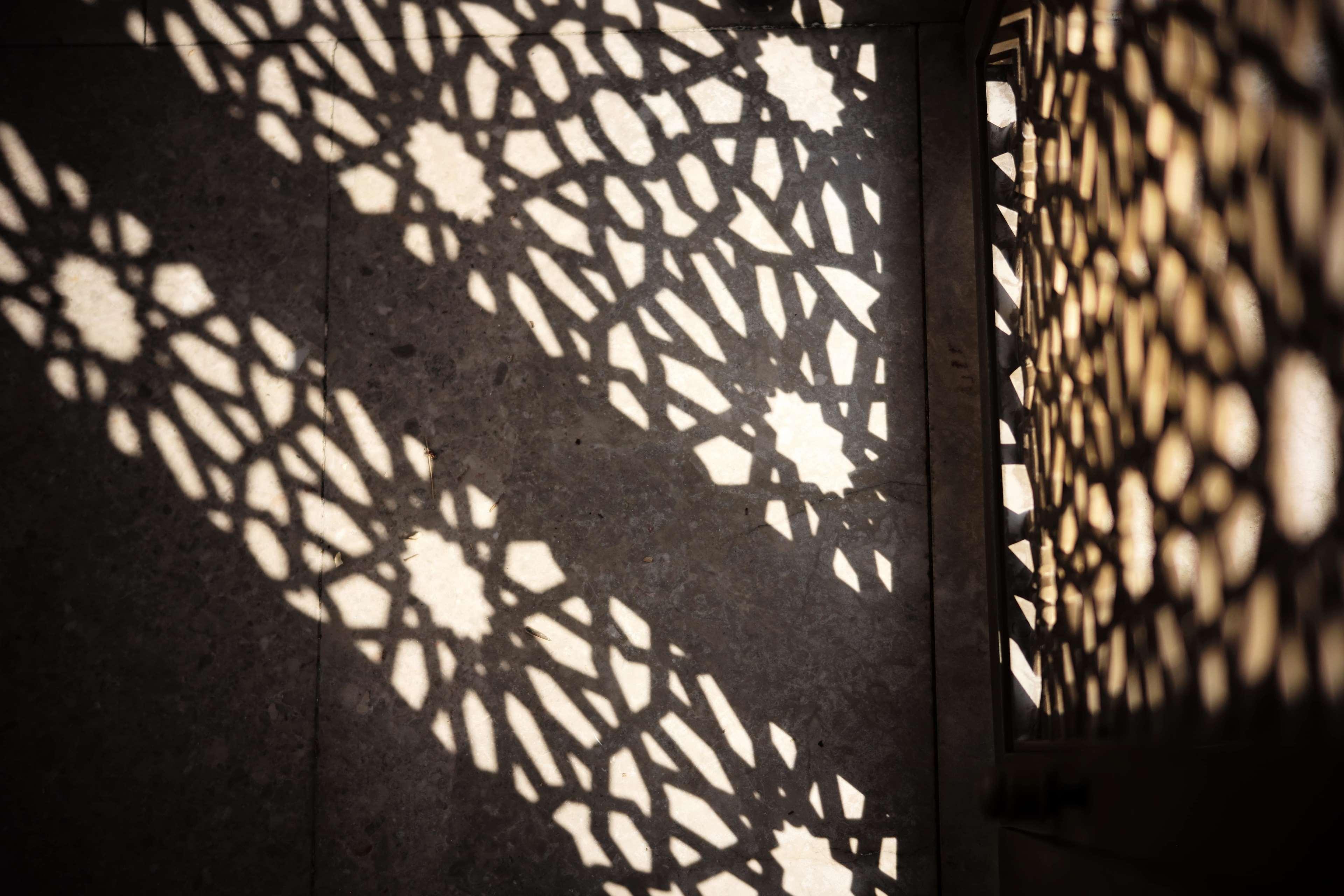 多哈柏悦酒店 外观 照片 Shadow of a window